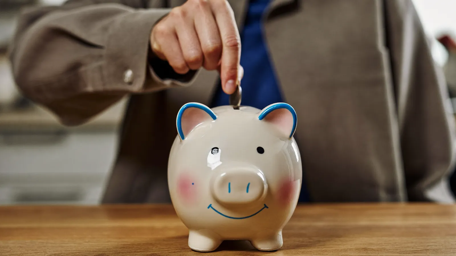 How to cut your bills and bank fees in Slovakia